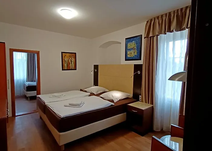 Gato Dalovice Apartman *